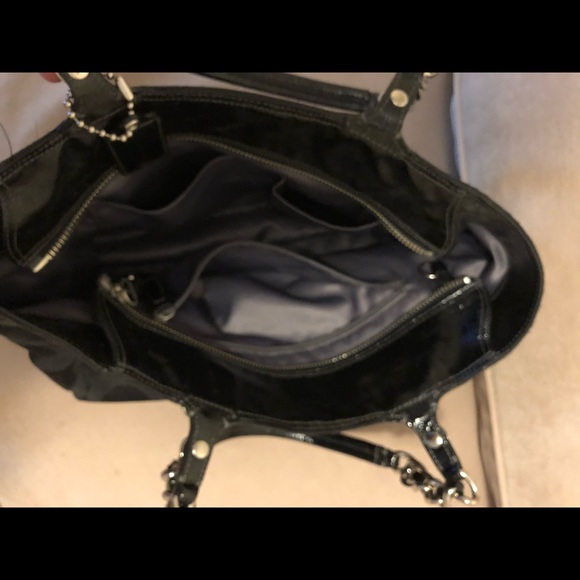 Medium Size Coach Black “block C” pattern - Picture 6 of 7